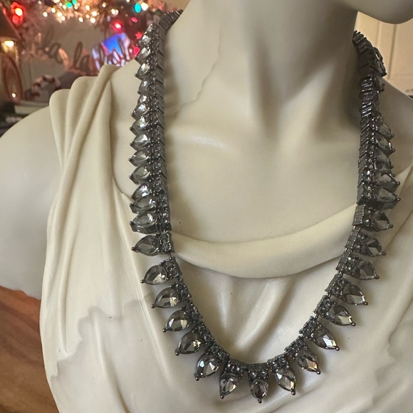 LOGO Lori Goldstein  gunmetal smoky grey crystal 20”Necklace with extender - Picture 7 of 11